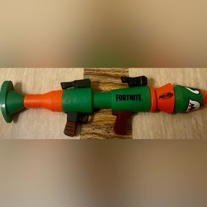 NERF Fortnite RL Blaster